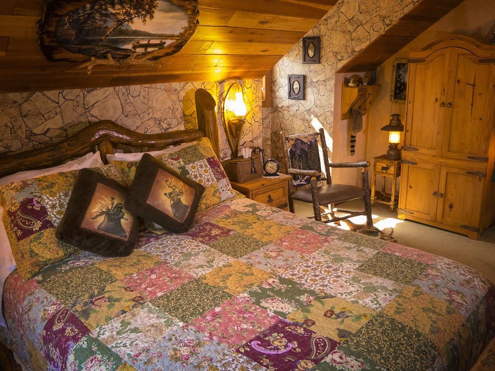 The Log House Lodge Three Rivers Eksteriør billede